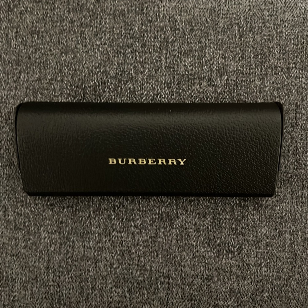 NEW Burberry Eyewear Case